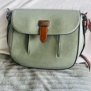 Simply Noelle Bag with straps.